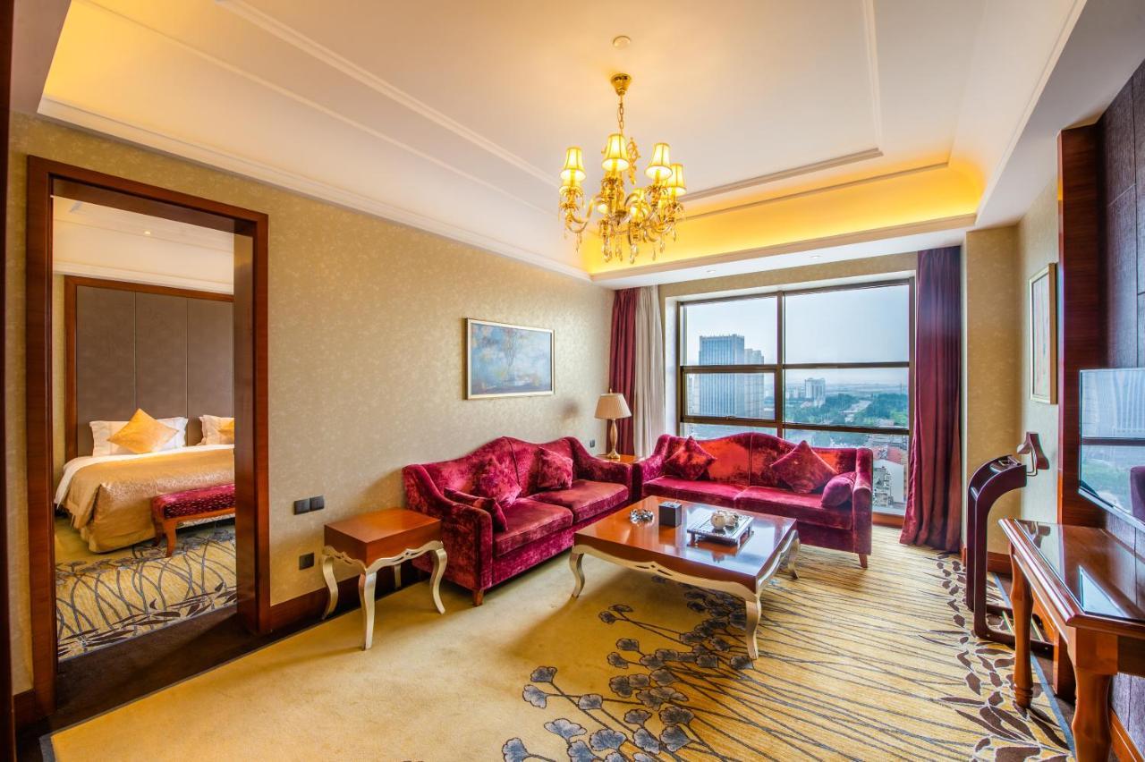 Grand Skylight International Hotel Vuhaj Kültér fotó
